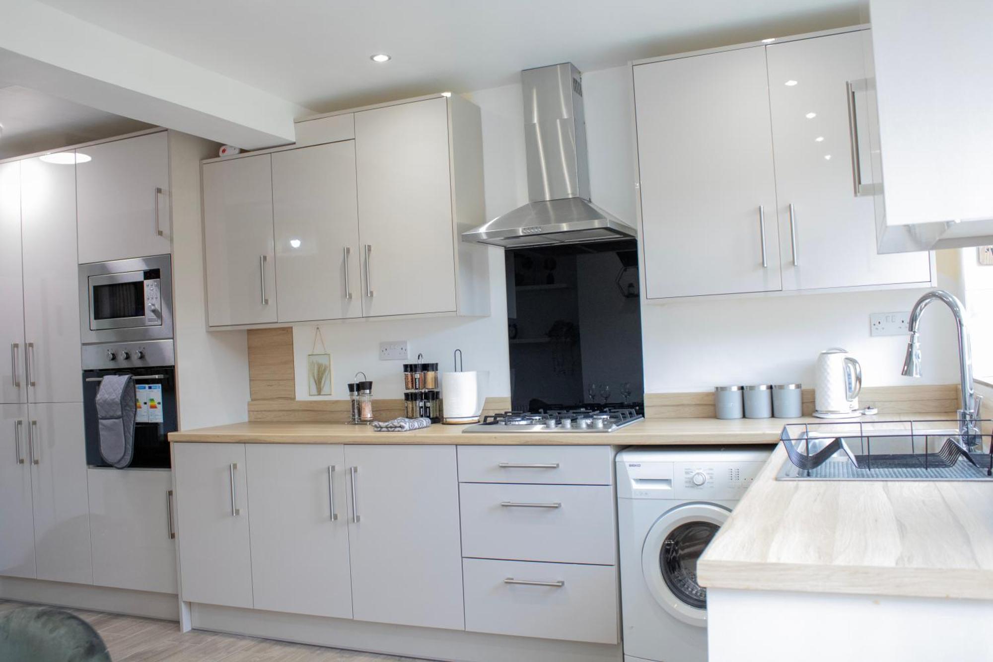 Harvard House, Stylish 3 Bedroom House In Solihull 5 Mins To The Nec, Bhx ,Jlr With Free Parking バーミンガム エクステリア 写真