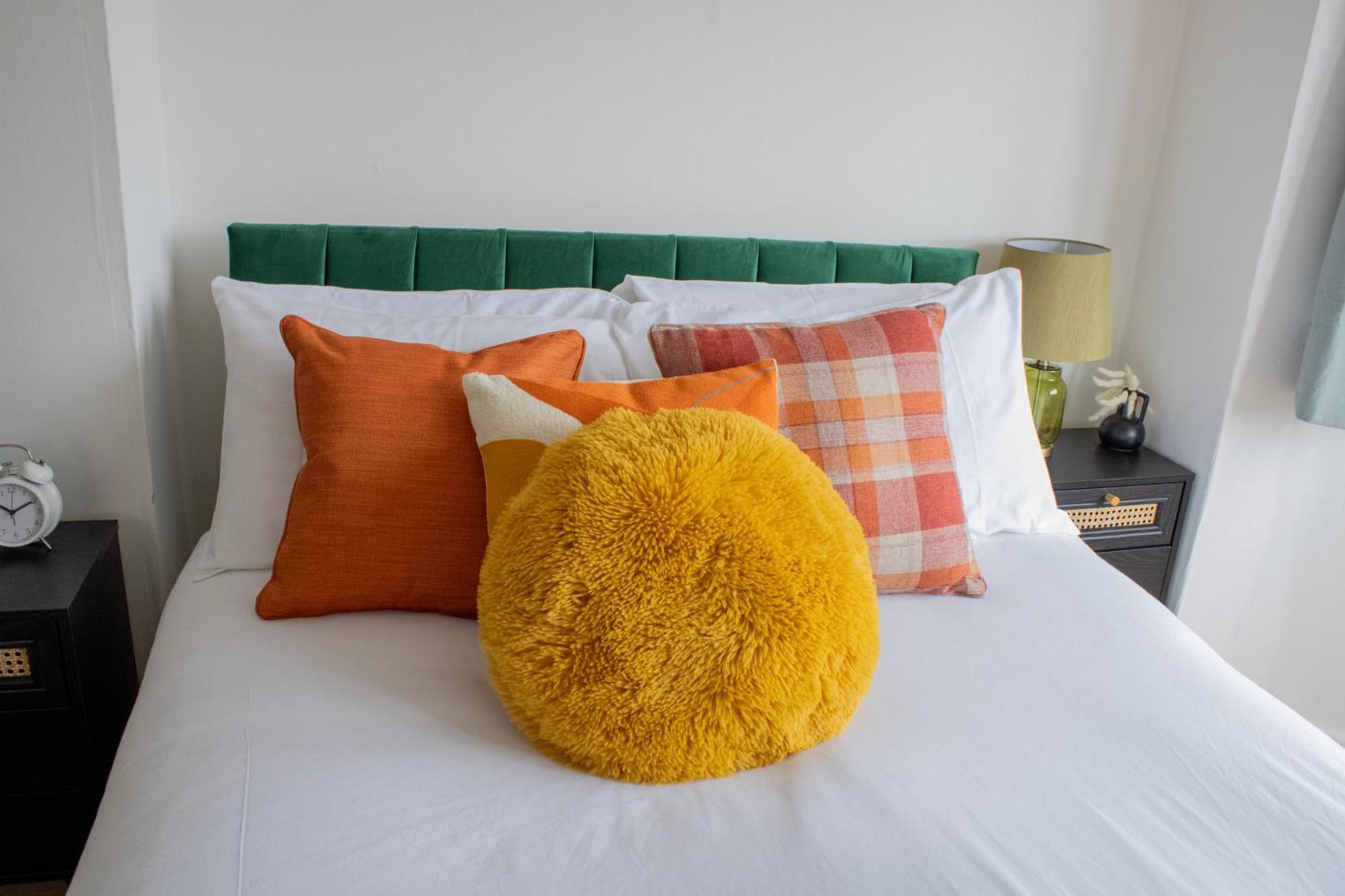 Harvard House, Stylish 3 Bedroom House In Solihull 5 Mins To The Nec, Bhx ,Jlr With Free Parking バーミンガム エクステリア 写真